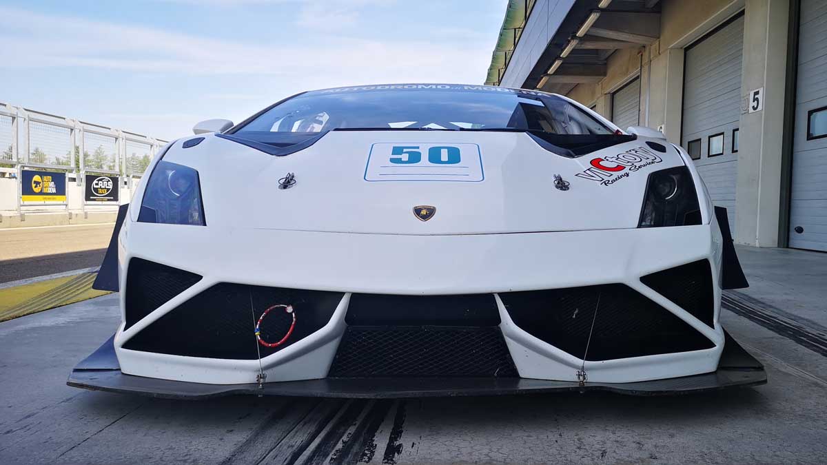 Incentive Sports Car Tour Ferrariland, Lamborghini in the pit lane